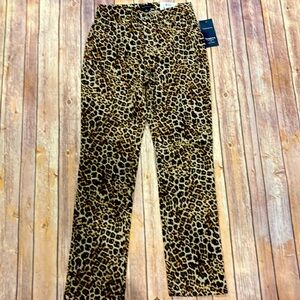 NWT soft textured animal print leopard straight leg pant size 4
